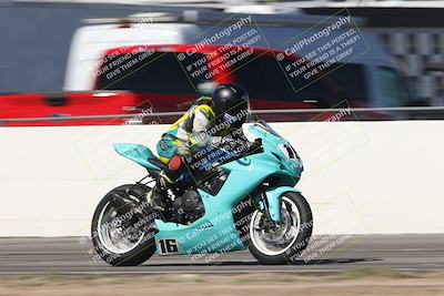 media/Oct-05-2025-CVMA (Sun) [[beeef4f201]]/Race 2-Supersport Middleweight/
